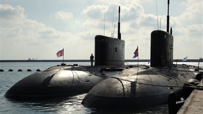 حريق سفينة تجسس روسية يكشف تراجع قدرة الأسطول في المتوسط