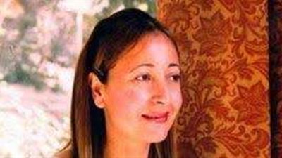 وداع ونعي.. مشاهد من جنازة 