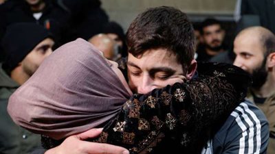 الاحتلال يفرض 3 أساور على الأسرى الفلسطينيين