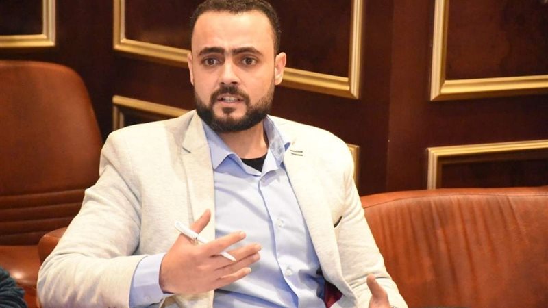 الباحث المتخصص في