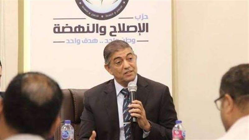هشام عبد العزيز رئيس