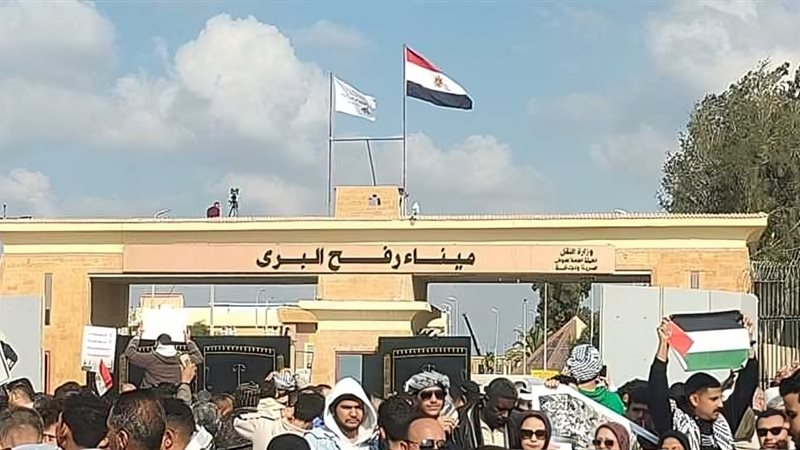 مصر تفتح معبر رفح