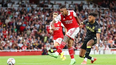 الشوط الأول.. أرسنال يتقدم على مانشستر سيتي في قمة الدوري الإنجليزي