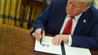 ترامب يسعى لتقليص وزارة التعليم تمهيدًا لإلغائها