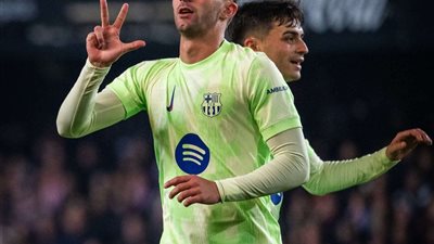 برباعية .. برشلونة يقسو على فالنسيا في الشوط الأول