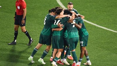 بثنائية.. الأهلي السعودي يعمق من جراح الفتح في دوري روشن
