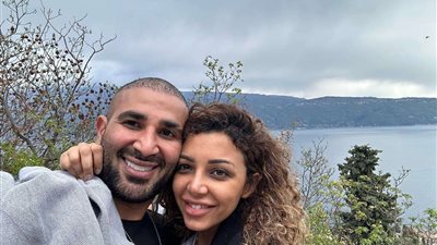 علياء بسيوني: ماعنديش مشكلة أحمد سعد يلبس حلق في الفرح.. وجوازنا في مايو