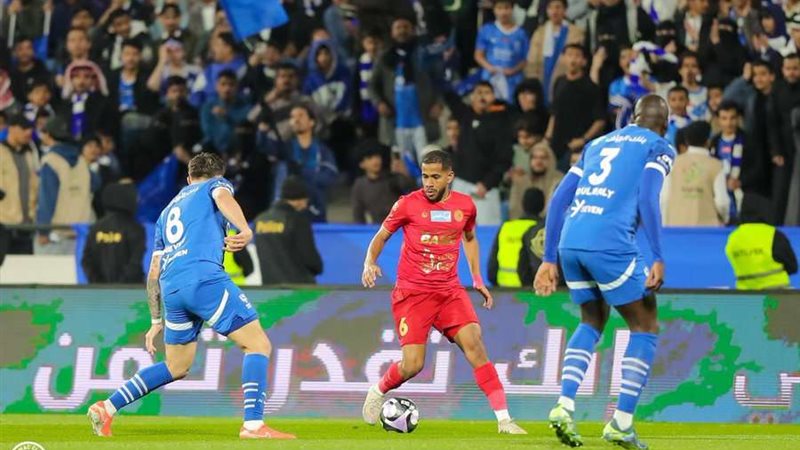مباراة الهلال وضمك