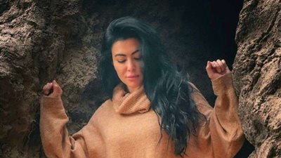 مريهان حسين تتألق بإطلالة جبلية مميزة وتثير إعجاب متابعيها