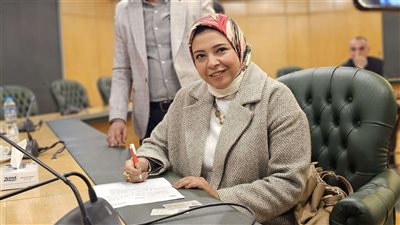 شيرين العقاد تتقدم بأوراق ترشحها في اليوم الثاني لانتخابات نقابة الصحفيين