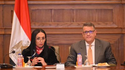 وزيرة التضامن: 