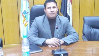 رئيس العاملين بالقطاع الخاص لـ