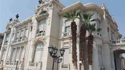 انتظام الدراسة في الفصل الدراسي الثاني بجامعة عين شمس 2025