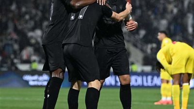 نهاية المباراة.. فوز القادسية على الشباب بثلاثية في دوري روشن