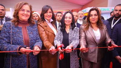 يستمر حتى 28 فبراير.. وزيرة التضامن تفتتح معرض ديارنا للحرف اليدوية والتراثية