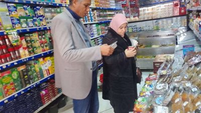 مخالفات بالجملة في حملة تموينية اليوم السبت بكفر الشيخ