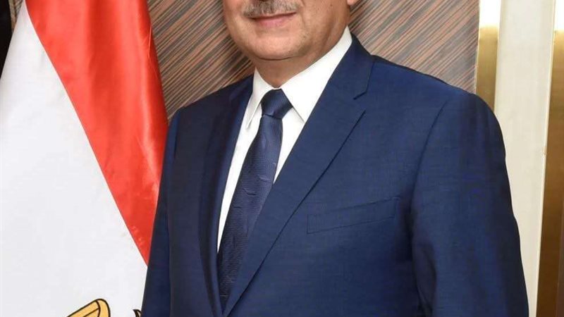 محمد شيمي وزير قطاع