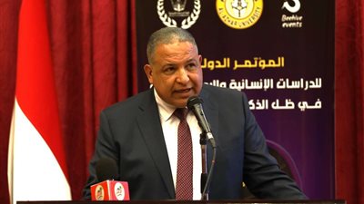 نائب رئيس جامعة الأزهر يؤكد أهمية التوازن بين التكنولوجيا والإنسانية