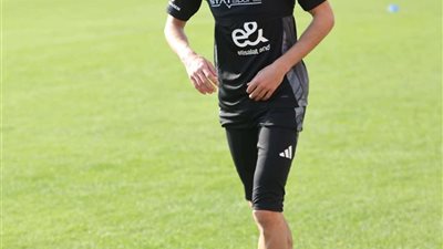 مصطفى العش انضم للقائمة.. أبرز غيابات الأهلي أمام الإسماعيلي في الدوري