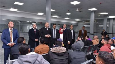 وزير العمل يتابع اختبارات تأهيل الكوادر المصرية للعمل بالخارج