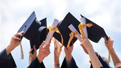 أجمل عبارات النجاح والتخرج: شارك من حولك أسعد اللحظات