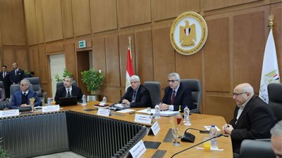 تفاصيل اجتماع 