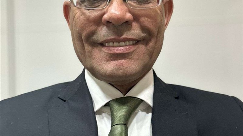 أستاذ علم الاجتماع