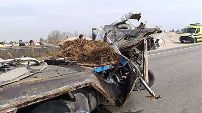 التحقيقات تكشف كواليس انقلاب سيارة نقل محملة برؤوس الماشية في قنا