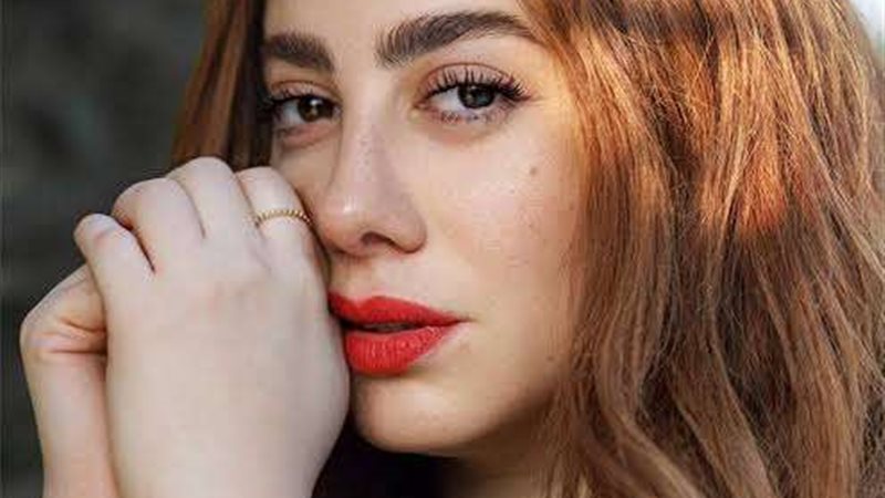 الفنانة ريهام الشنوانى