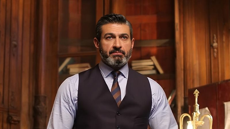 الفنان ياسر جلال