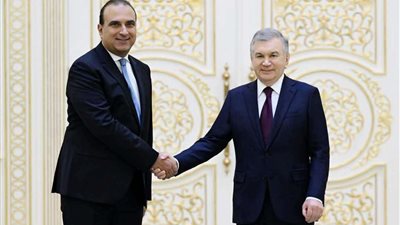 السفير المصري في أوزبكستان يقدّم أوراق اعتماده إلى الرئيس شوكت مرضاييف