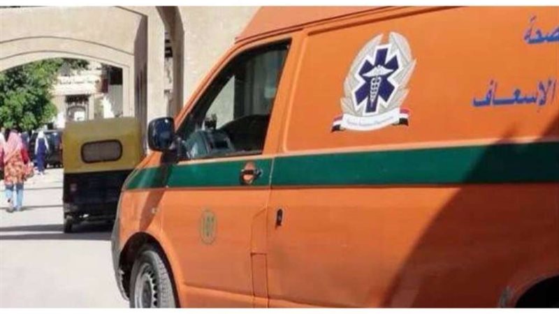 سيارة إسعاف في حادث