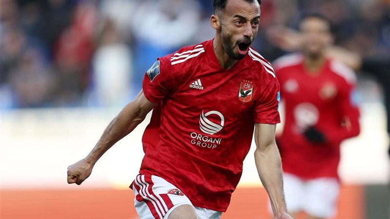 أحمد عبد القادر لاعب
