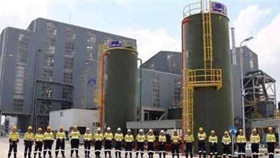 الرمال السوداء كنز صناعي في كفر الشيخ يوفر فرص عمل للشباب