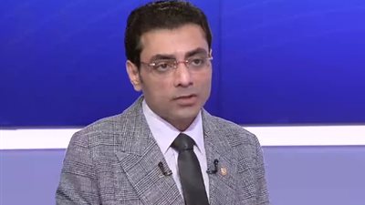 خبير اقتصادي يوضح أسباب تراجع التضخم في مصر خلال فبراير 2025 | خاص
