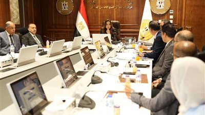 وزيرة التنمية المحلية تتابع جاهزية منظومة الطوارئ وتوجه بتكثيف الرقابة