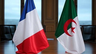 بعد طرد جزائريين بتهمة التطرف.. تدهور العلاقات بين الجزائر وفرنسا يصل لأعلى مستوى