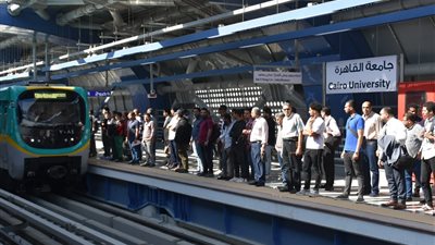 تفاصيل صادمة.. كواليس تجرد فتاة مترو جامعة القاهرة من ملابسها تثير الجدل