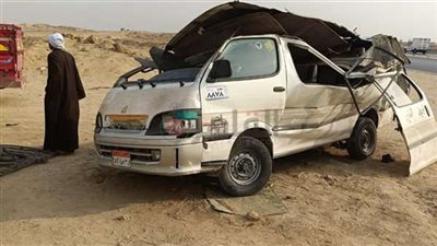 انقلاب ميكروباص على طريق القاهرة - الإسكندرية الصحراوي يودي بحياة شخصين وإصابة 8