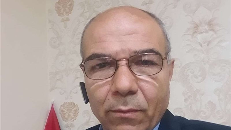 الدكتور نزار نزال