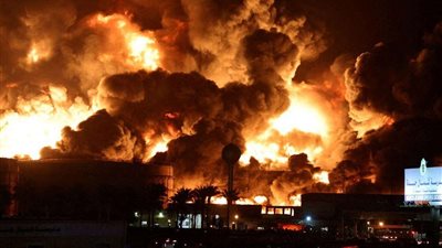 انفجارات بصنعاء.. تفاصيل العملية العسكرية الأمريكية الأكبر ضد الحوثيين