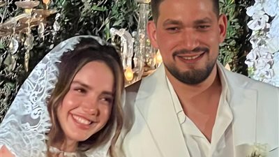 رنا رئيس تحتفل بعقد قرانها