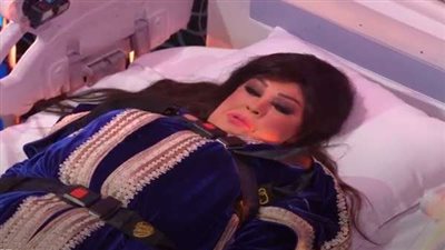 «اللي الفتة بهدلتها وغيرت مسيرتها».. فيفي عبده ضحية رامز إيلون مصر