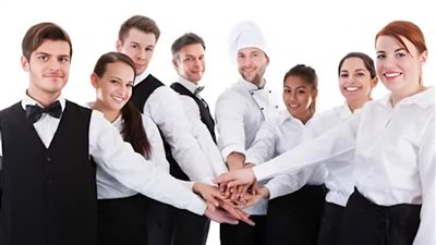 فرص توظيف مميزة في قطاع المطاعم السريعة برواتب تصل إلى 10 آلاف جنيه