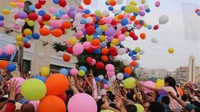 موعد عيد الفطر 2025 في مصر.. مظاهر الاحتفال به وعدد أيام الإجازة