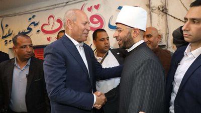 بحضور عددًا من الوزراء.. الآلاف يشاركون في حفل إفطار أهالي المطرية|صور