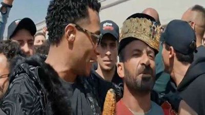 بائع ذرة بعد فوزه في 