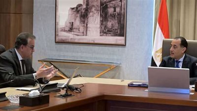 توطين صناعة الدواء في مصر.. خطوات ثابتة للحكومة نحو الاكتفاء الذاتي والتصدير