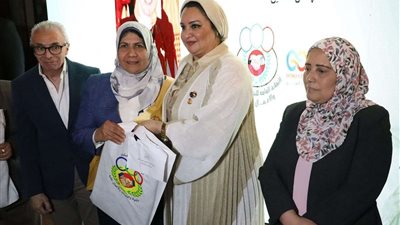 خلال إفطار «النقابة العامة للعاملين بالبنوك.. النائبة سولاف درويش للحاضرين: أضفتم قيمة لنا 