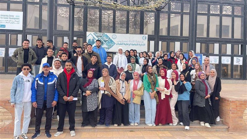 طلاب جامعة القناة